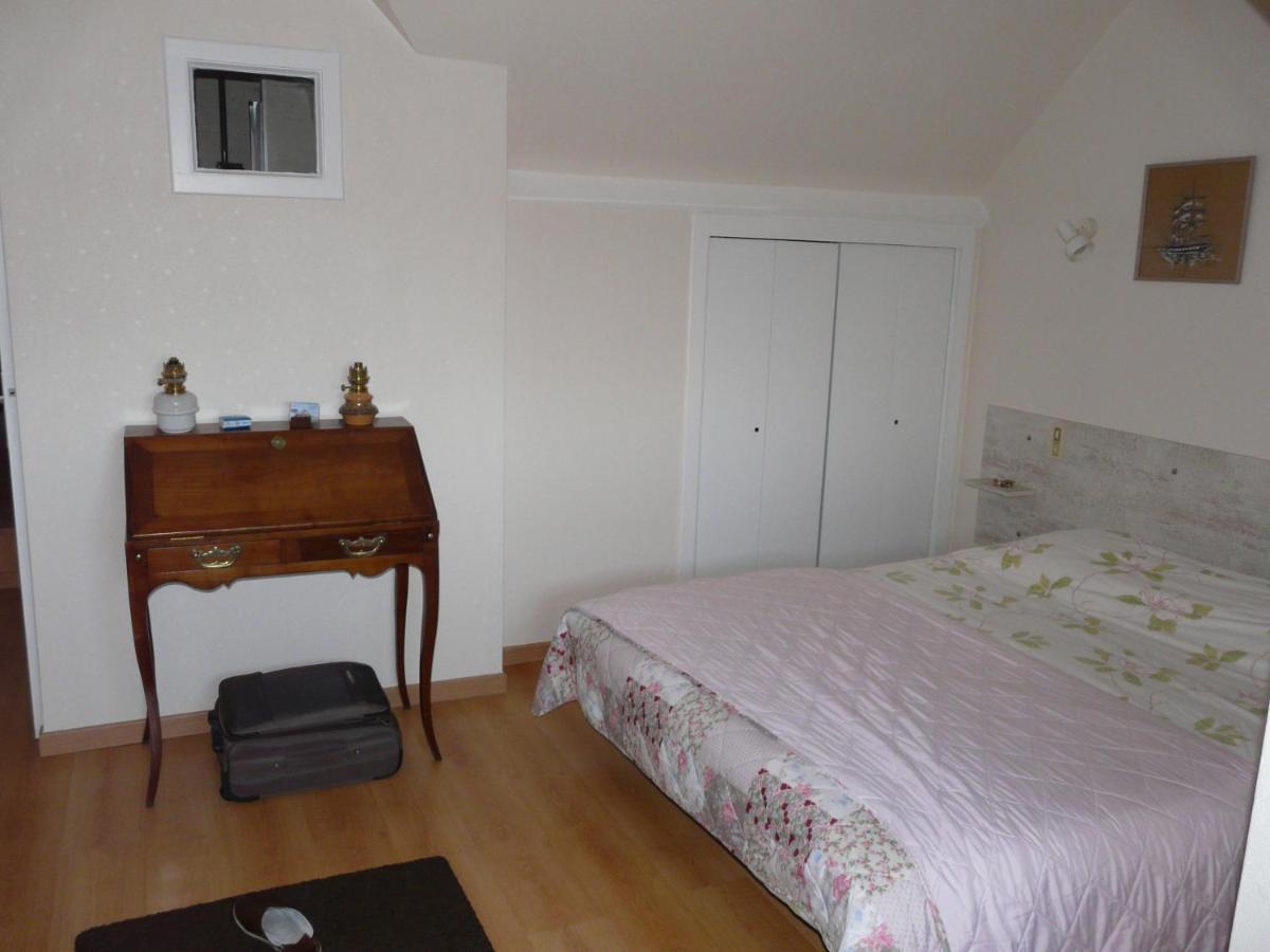 Bed and Breakfast Mamoucafecouette Roz-sur-Couesnon Exterior foto
