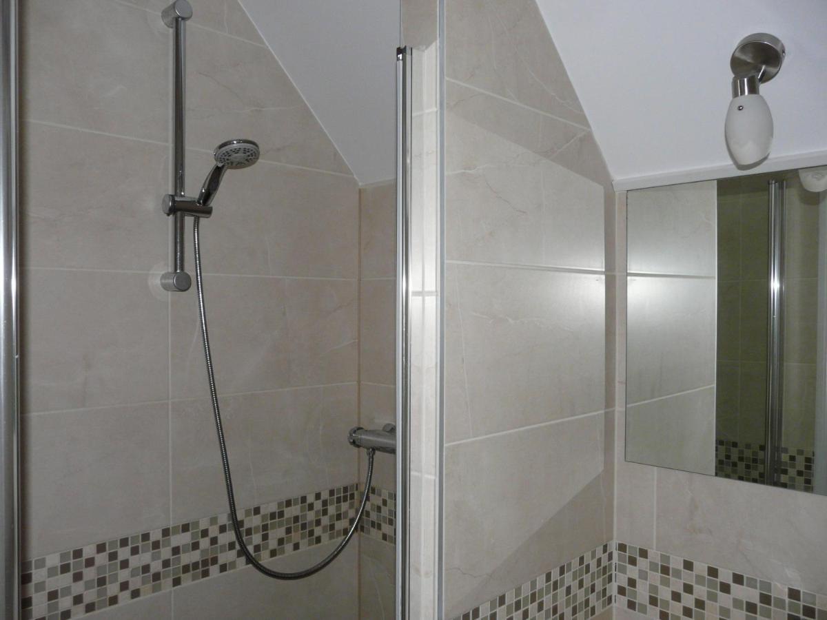 Bed and Breakfast Mamoucafecouette Roz-sur-Couesnon Exterior foto