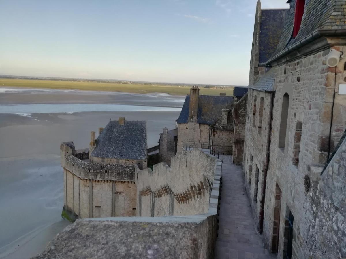 Bed and Breakfast Mamoucafecouette Roz-sur-Couesnon Exterior foto