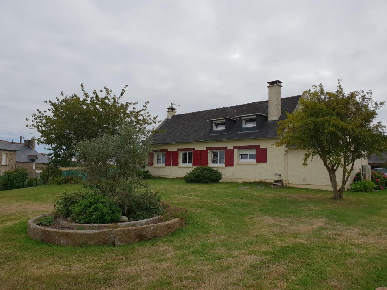 Bed and Breakfast Mamoucafecouette Roz-sur-Couesnon Exterior foto